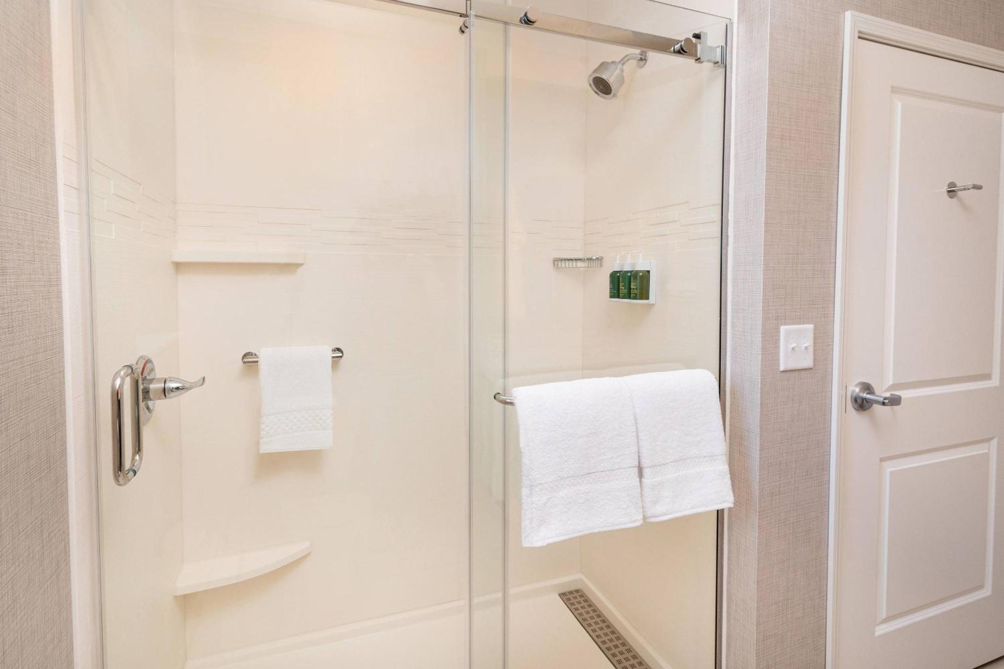 Residence Inn by Marriott Louisville Old Henry Extérieur photo