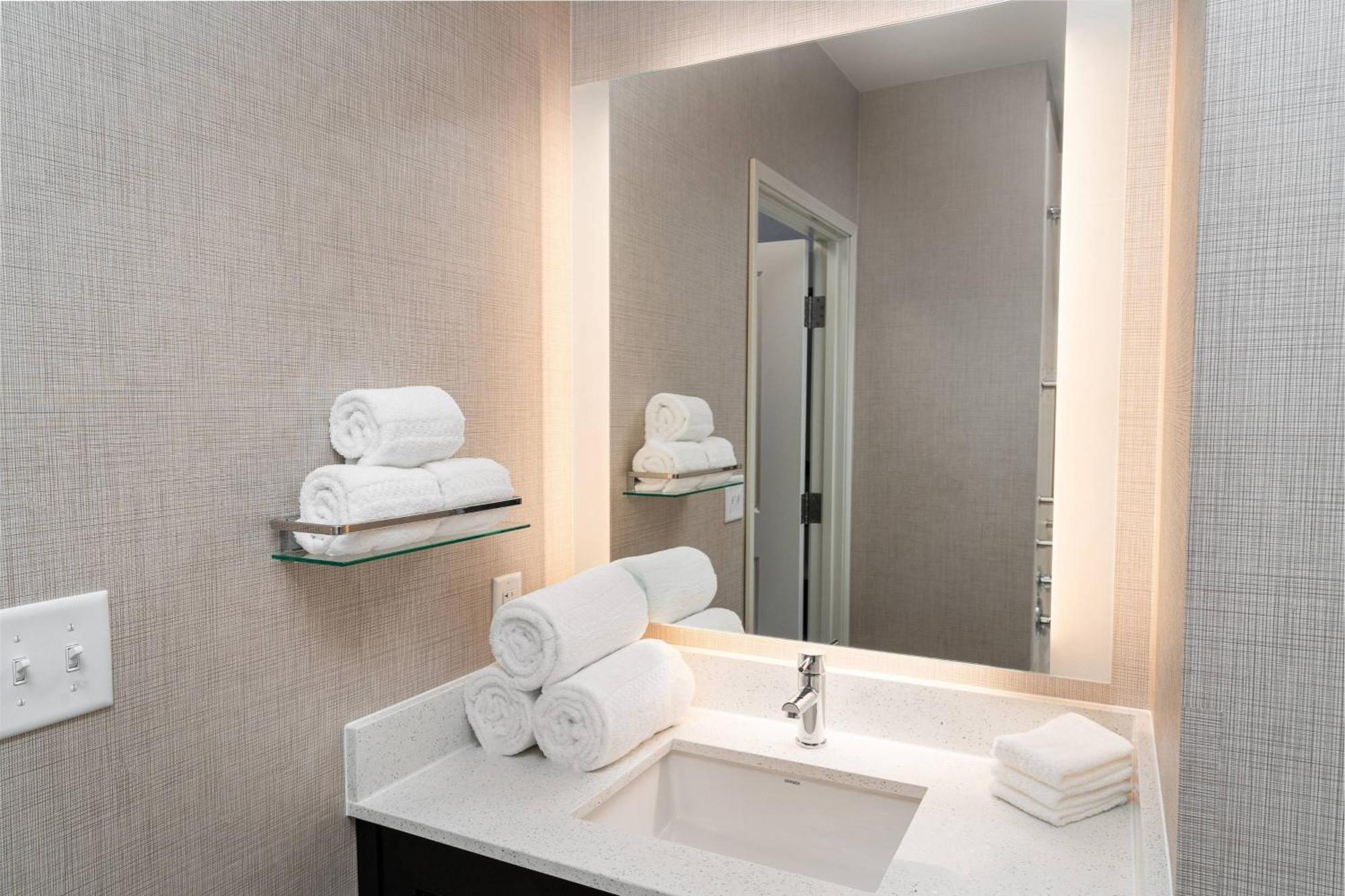 Residence Inn by Marriott Louisville Old Henry Extérieur photo
