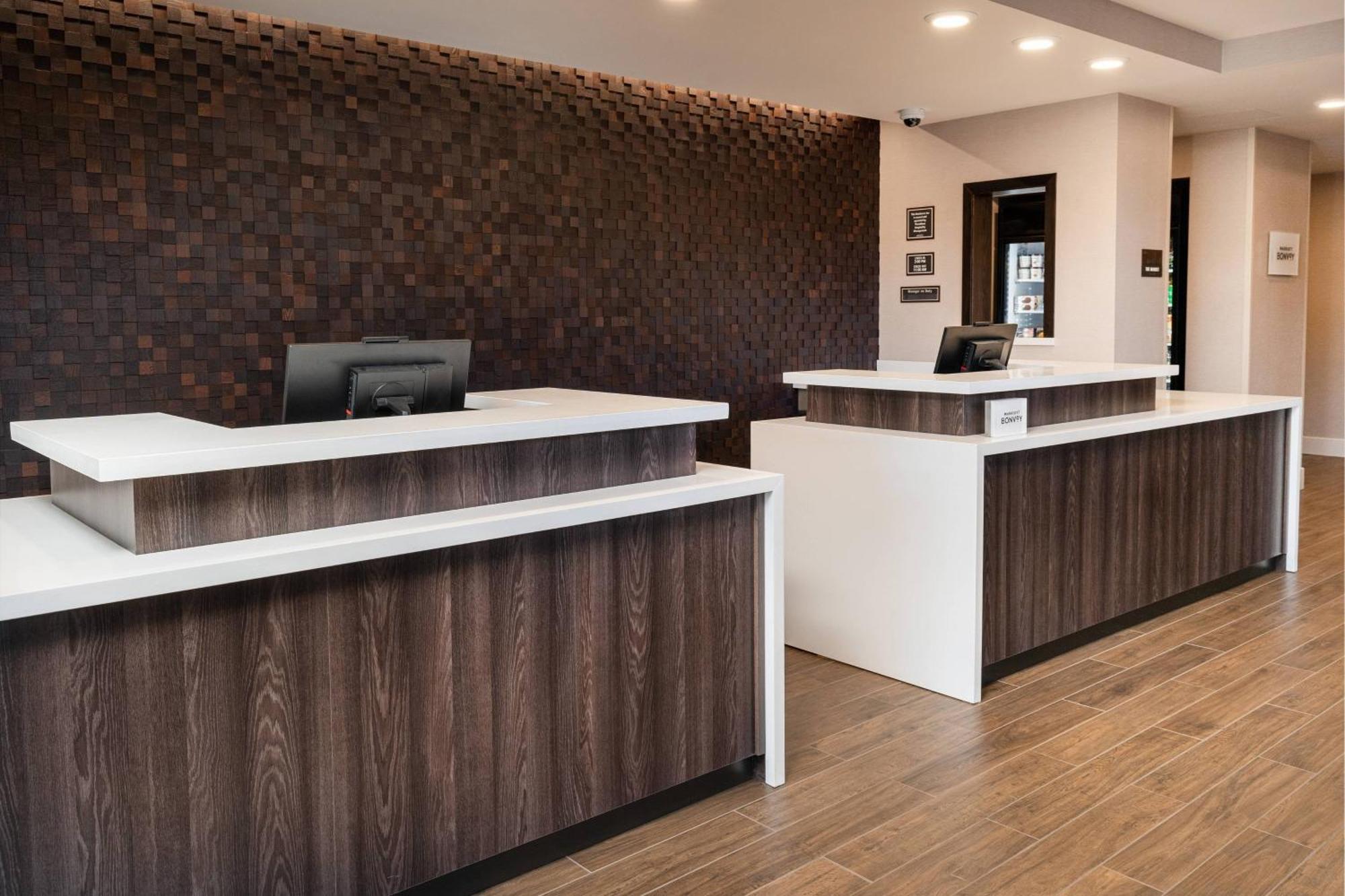 Residence Inn by Marriott Louisville Old Henry Extérieur photo